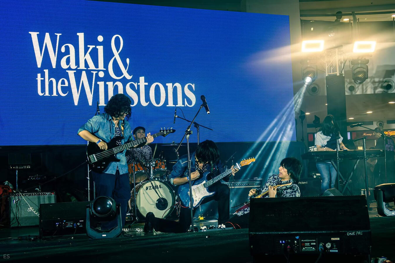 Globe Telecom’s Globe Hangouts GoJAM On Stage Talent Search Finale © AJ Macalino